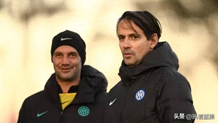 米体:齐沃执教国米后减少了后场出球,但仍缺乏能过人突破的球员